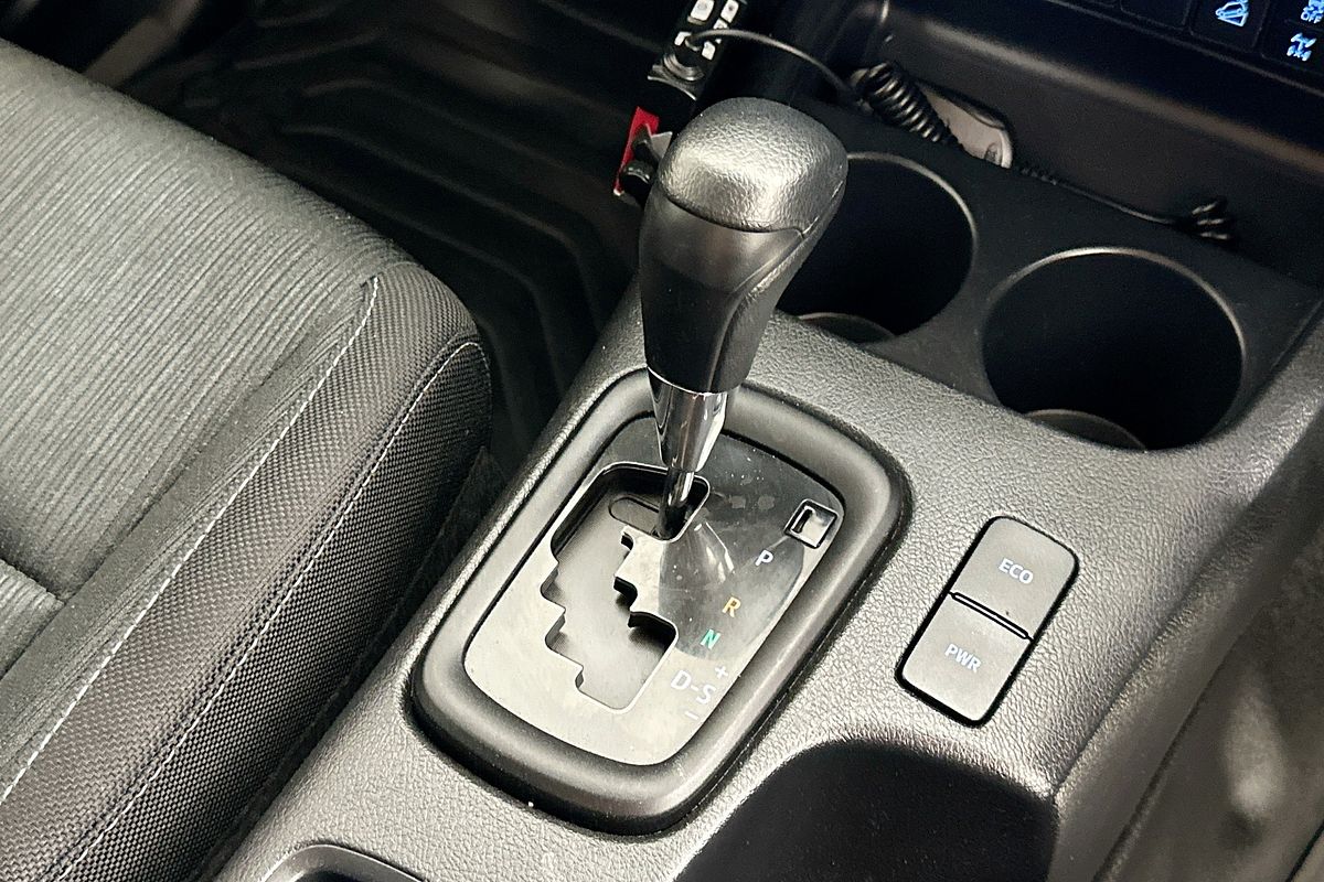 2023 Toyota HILUX SR (4x4) GUN126R 4X4