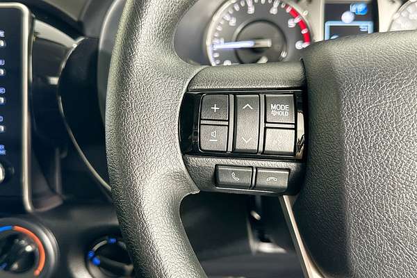 2025 Toyota HILUX SR (4x4) GUN126R RC 4X4