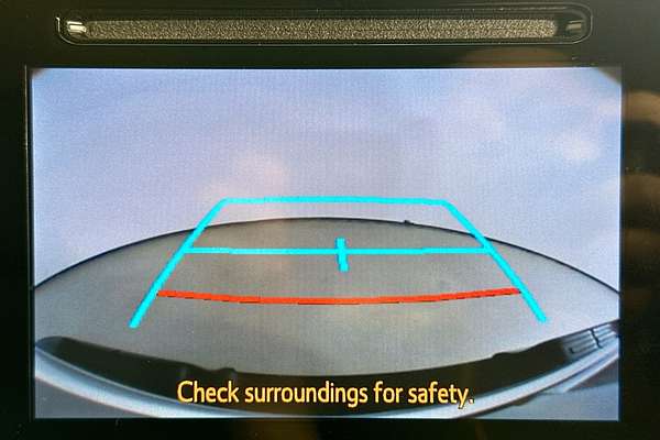 2017 Toyota HILUX SR5 (4x4) GUN126R 4X4