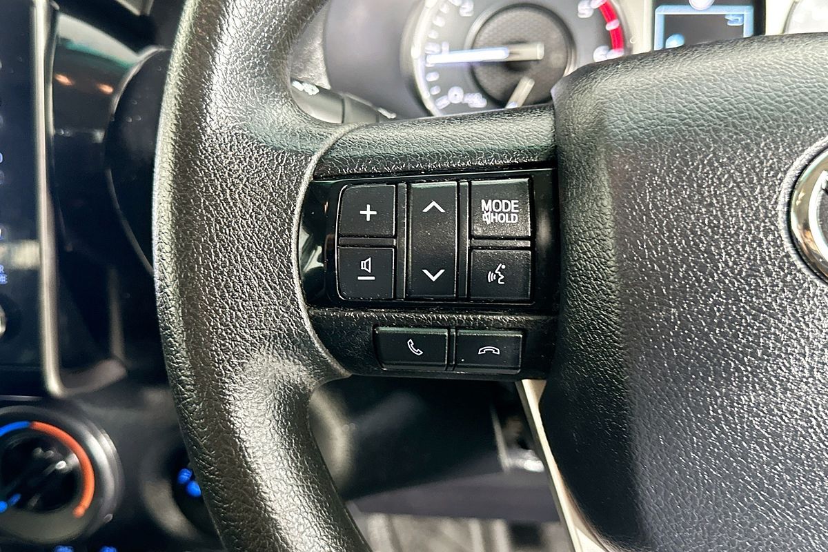 2022 Toyota HILUX SR (4x4) GUN126R 4X4