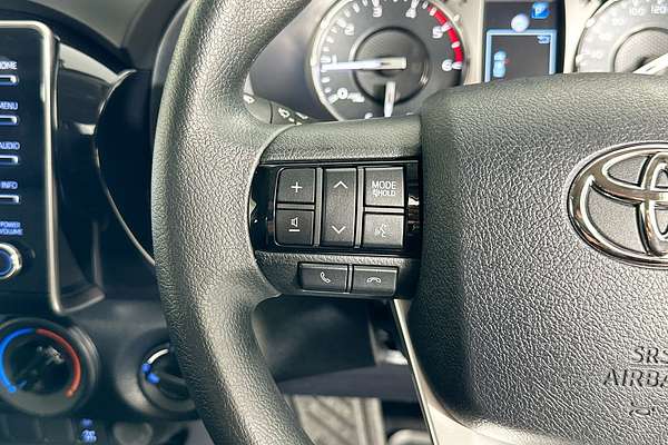 2025 Toyota Hilux SR (4x4) GUN126R RC 4X4