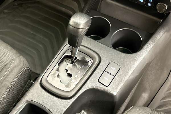 2024 Toyota HILUX SR (4x4) GUN126R 4X4