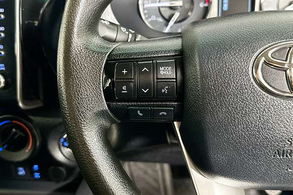 2022 Toyota HILUX SR (4x4) GUN126R 4X4