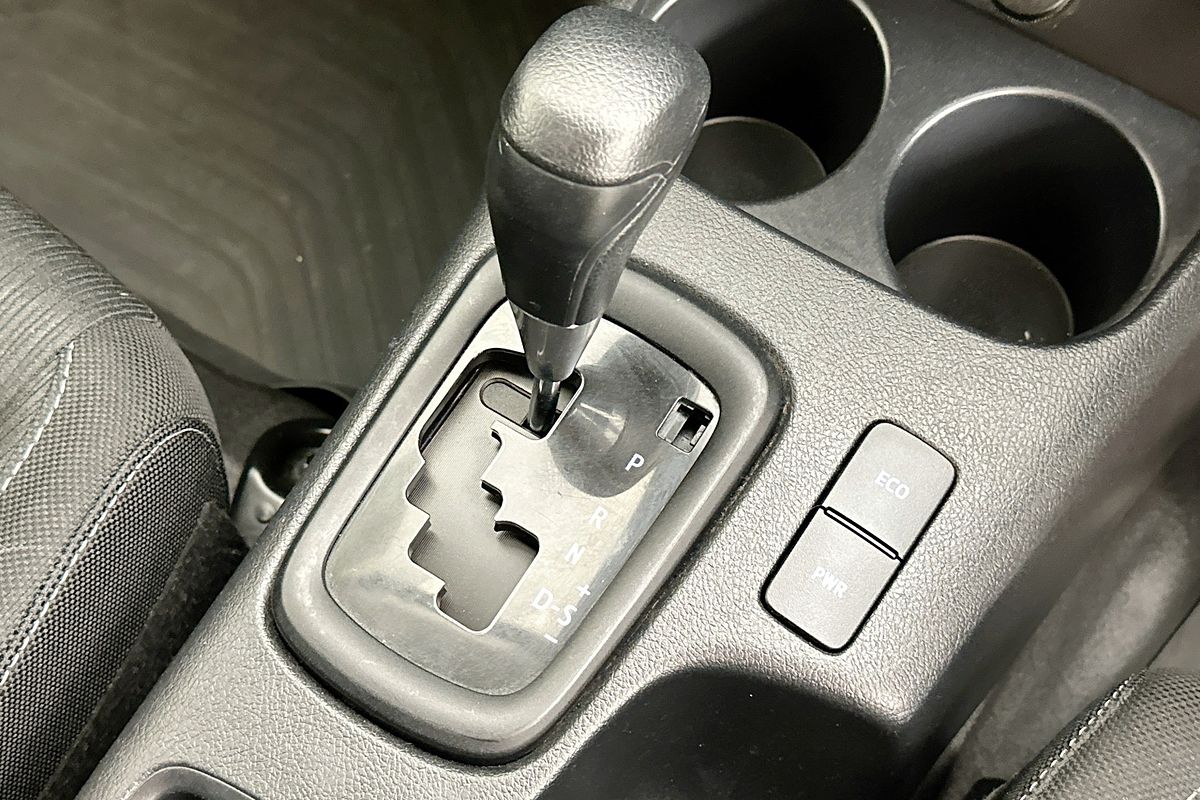 2022 Toyota HILUX SR (4x4) GUN126R 4X4