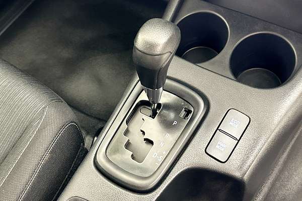 2021 Toyota HILUX SR (4x4) GUN126R 4X4