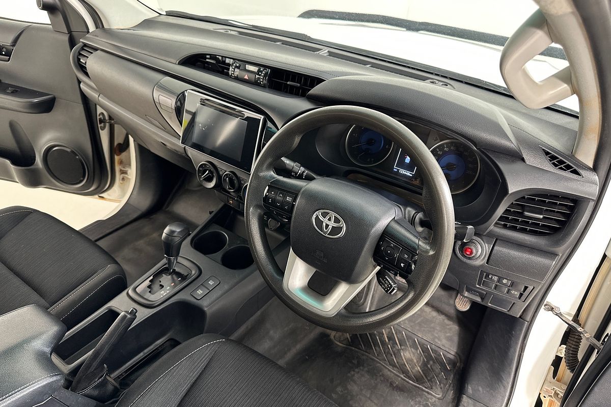 2020 Toyota HILUX SR (4x4) GUN126R MY19 UPGRADE 4X4