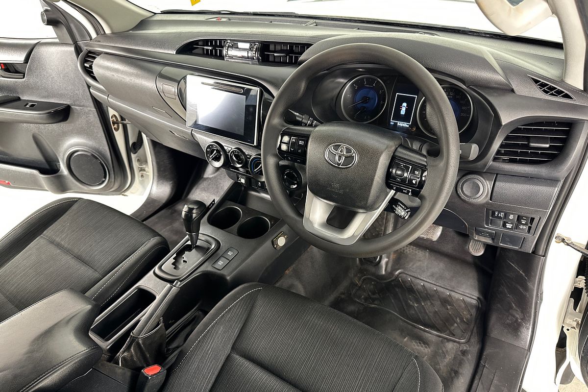 2020 Toyota HILUX SR (4x4) GUN126R MY19 UPGRADE 4X4