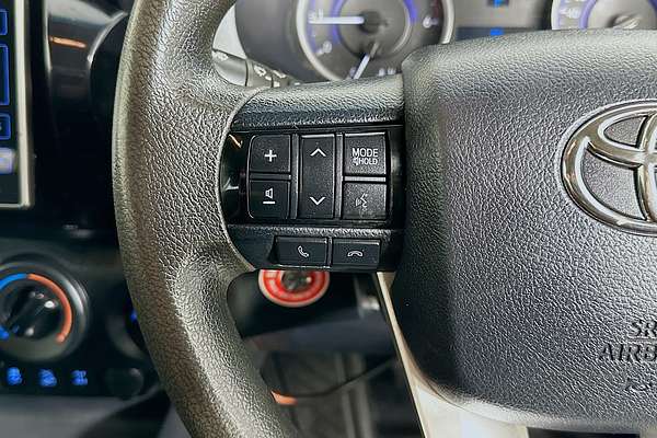 2018 Toyota HILUX SR (4x4) GUN126R MY19 4X4
