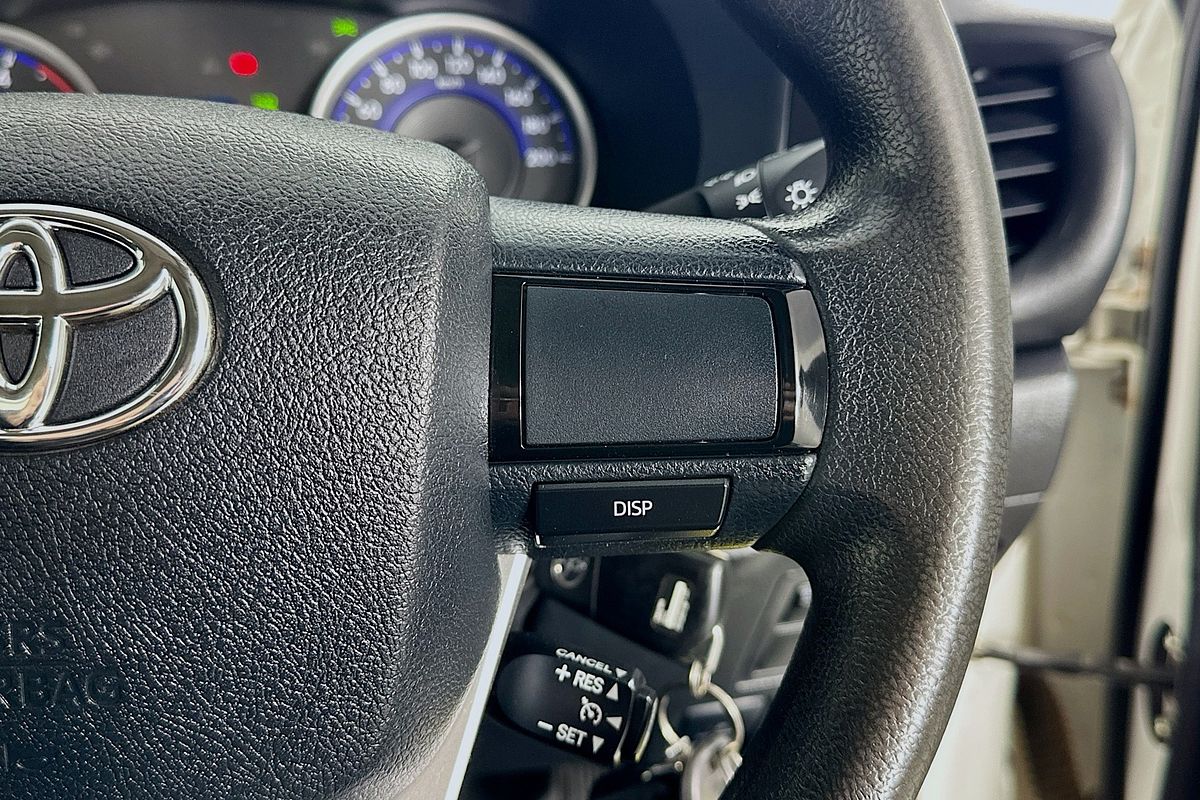 2017 Toyota HILUX SR GUN126R 4X4