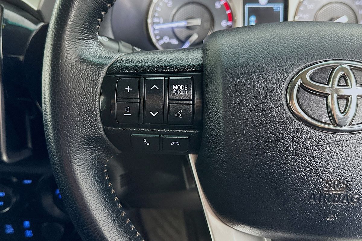 2021 Toyota HILUX SR5 GUN126R 4X4