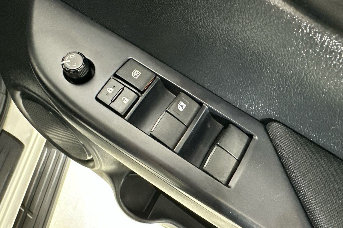 2022 Toyota HILUX SR (4x4) GUN126R 4X4