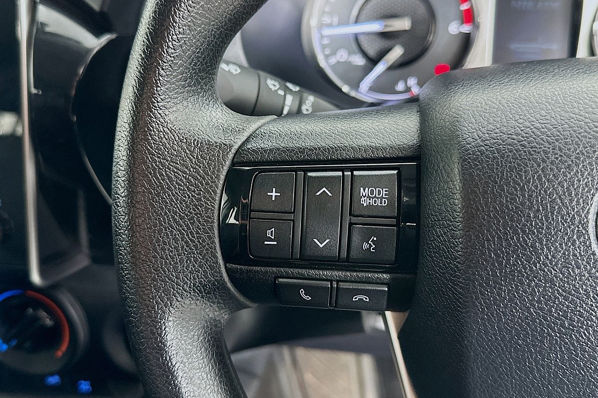 2024 Toyota HILUX SR (4x4) GUN126R 4X4
