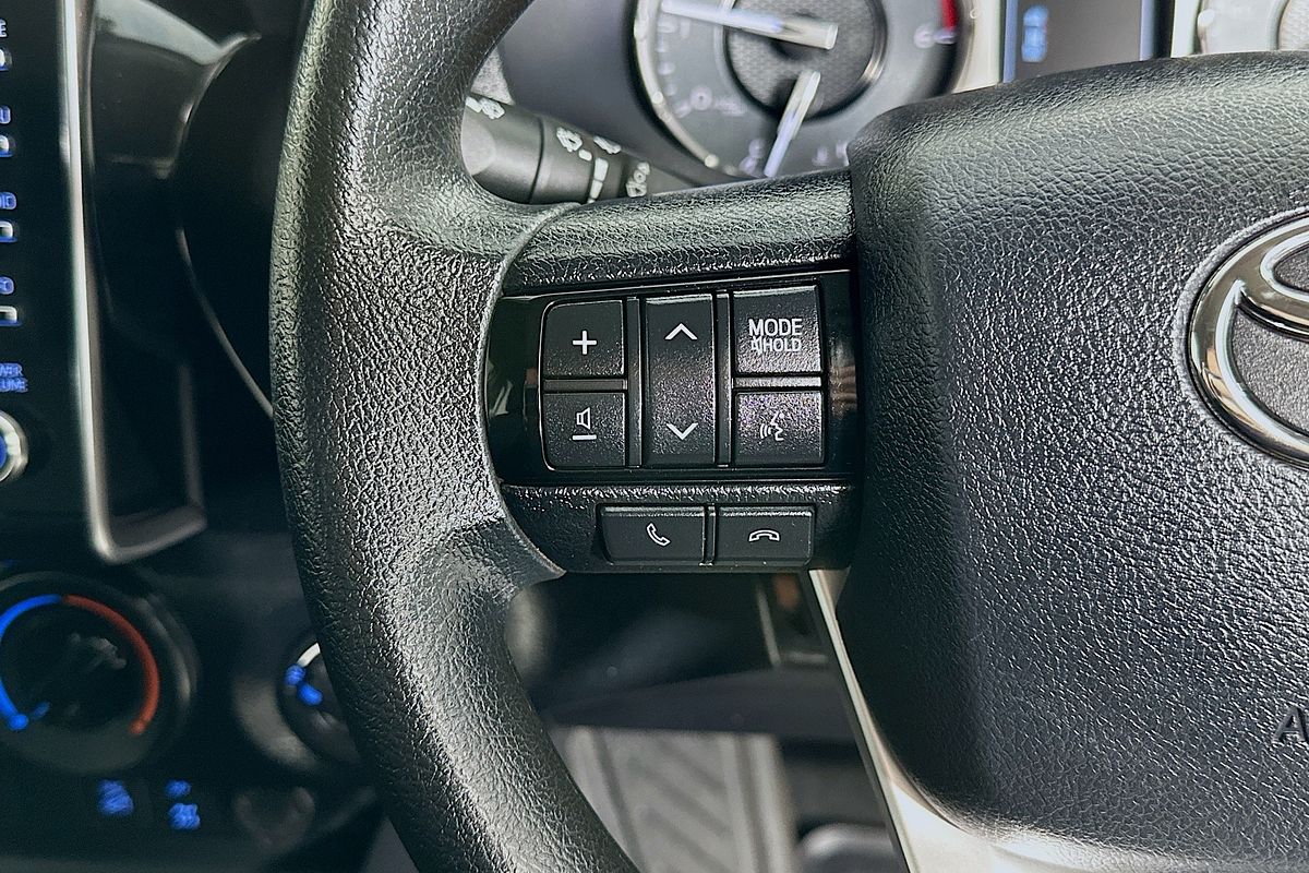 2023 Toyota HILUX SR (4x4) GUN126R 4X4