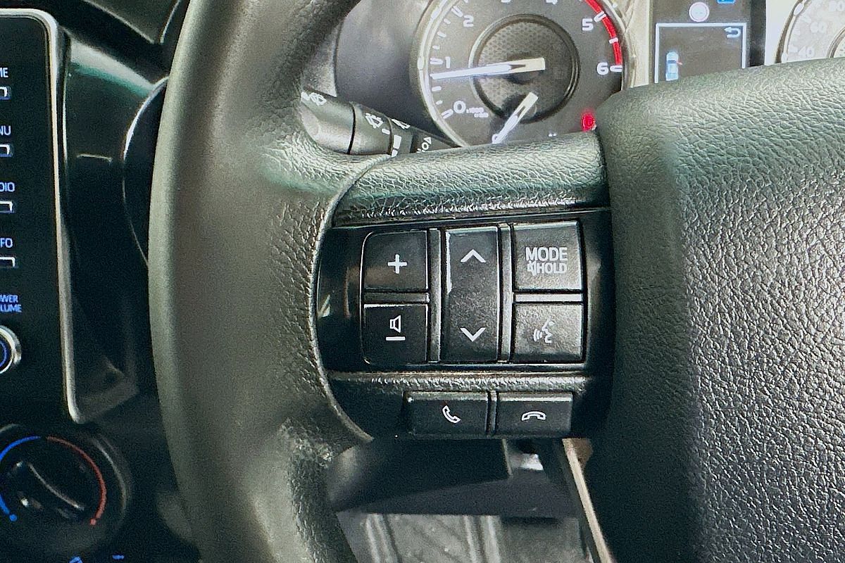 2022 Toyota HILUX SR (4x4) GUN126R 4X4