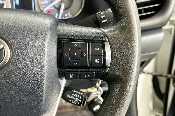 2021 Toyota HILUX SR (4x4) GUN126R FACELIFT 4X4