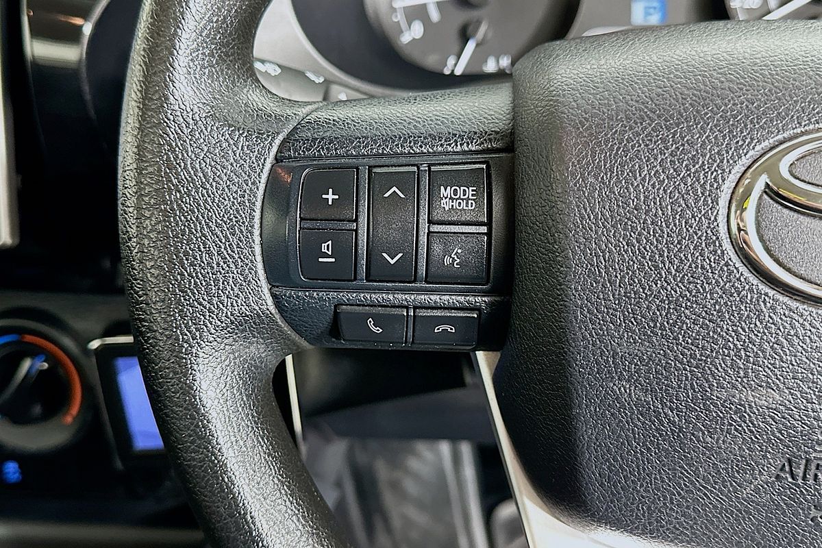 2016 Toyota HILUX WORKMATE TGN121R REAR WHEEL DRIVE