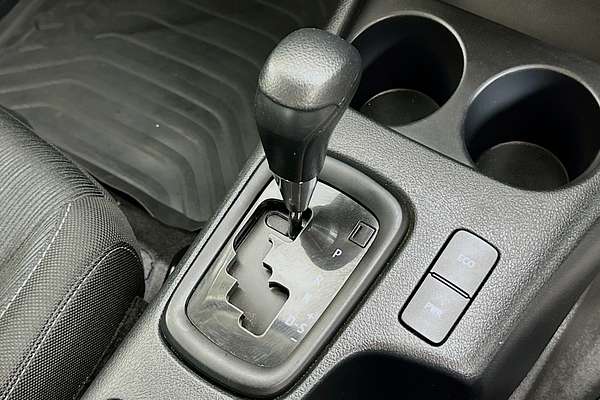 2022 Toyota HILUX SR (4x4) GUN126R 4X4