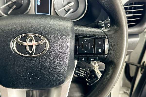 2020 Toyota HILUX SR (4x4) GUN126R FACELIFT 4X4