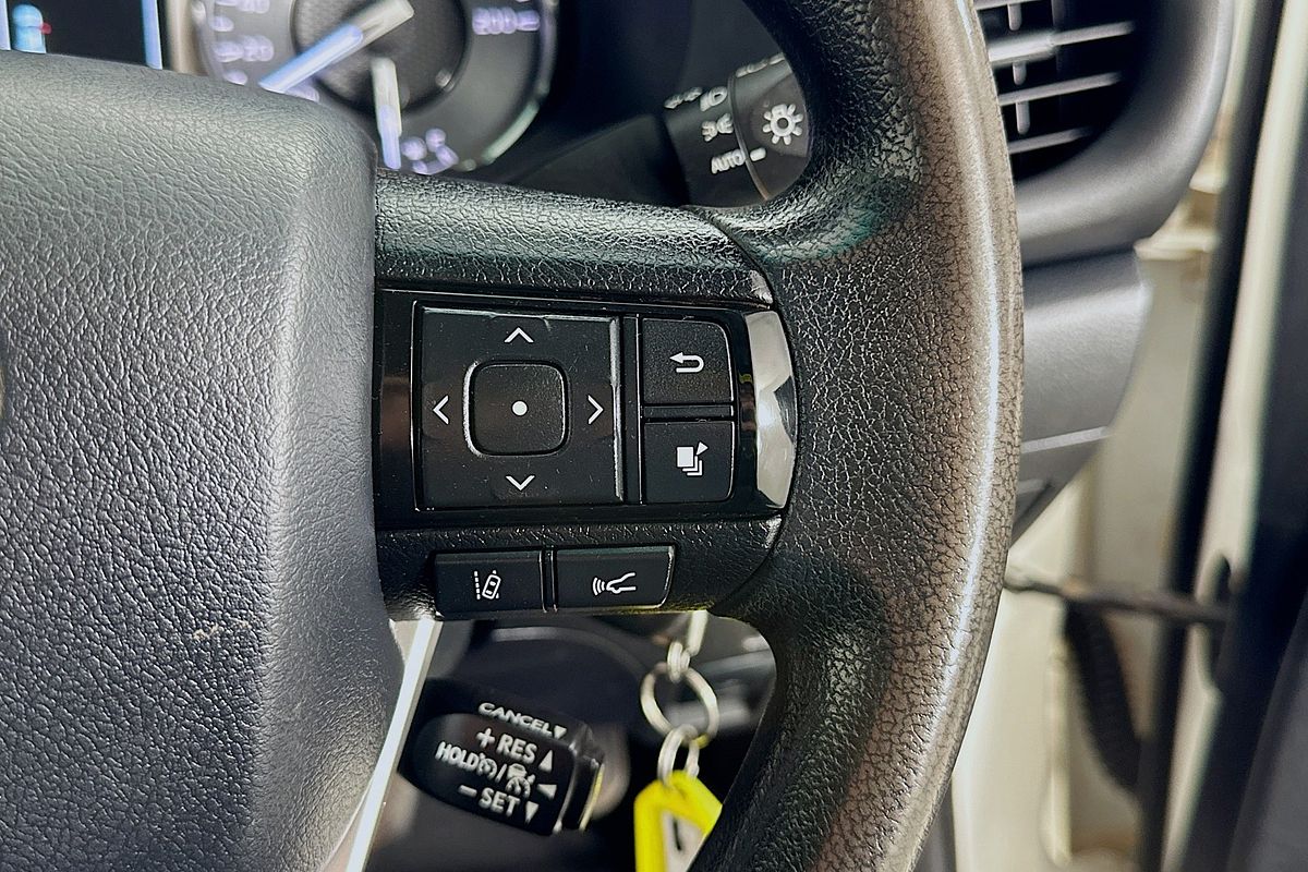 2021 Toyota HILUX SR (4x4) GUN126R FACELIFT 4X4