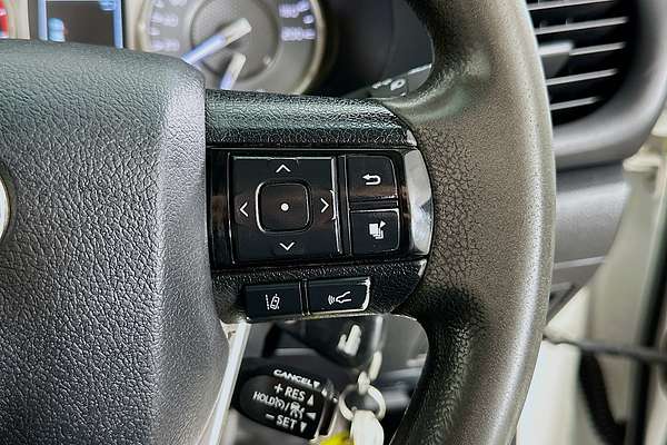 2021 Toyota HILUX SR (4x4) GUN126R FACELIFT 4X4