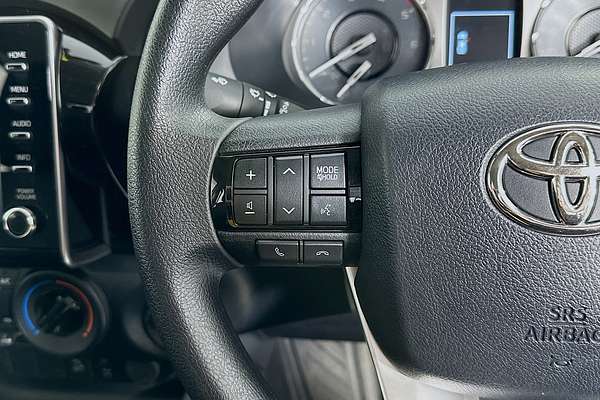 2023 Toyota Hilux SR GUN126R 4X4