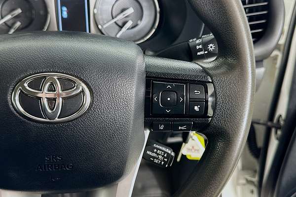 2022 Toyota HILUX SR (4x4) GUN126R 4X4