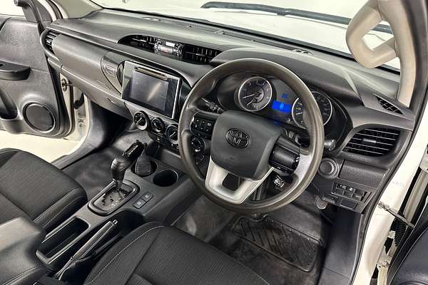 2019 Toyota HILUX SR (4x4) GUN126R MY19 4X4