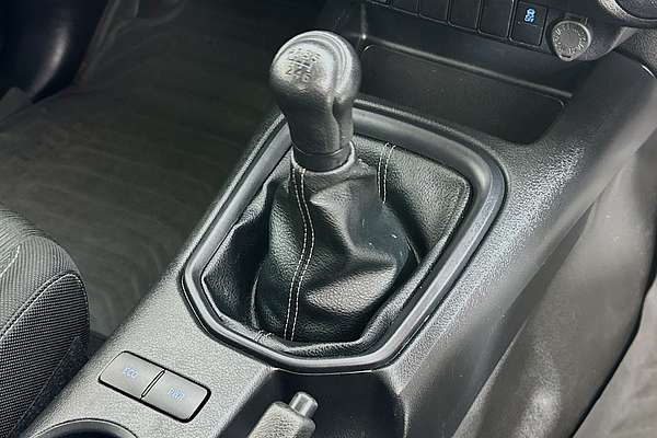 2022 Toyota HILUX SR HI-RIDER (4x2) GUN136R REAR WHEEL DRIVE
