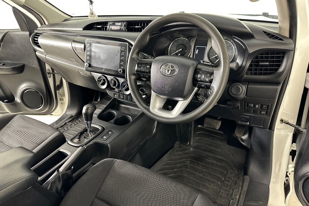 2020 Toyota HILUX SR (4x4) GUN126R MY19 UPGRADE 4X4