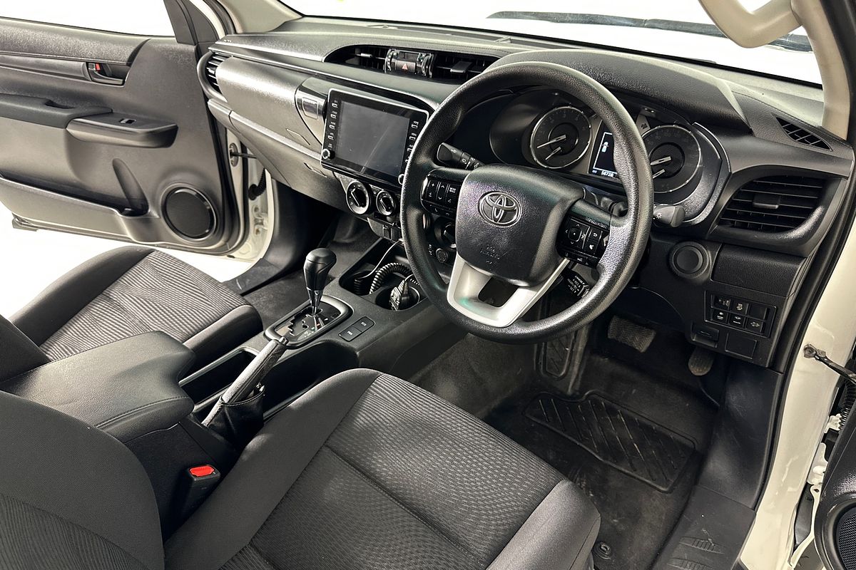 2022 Toyota HILUX SR (4x4) GUN126R 4X4