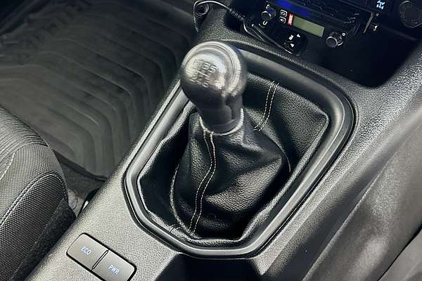 2022 Toyota HILUX SR (4x4) GUN126R 4X4