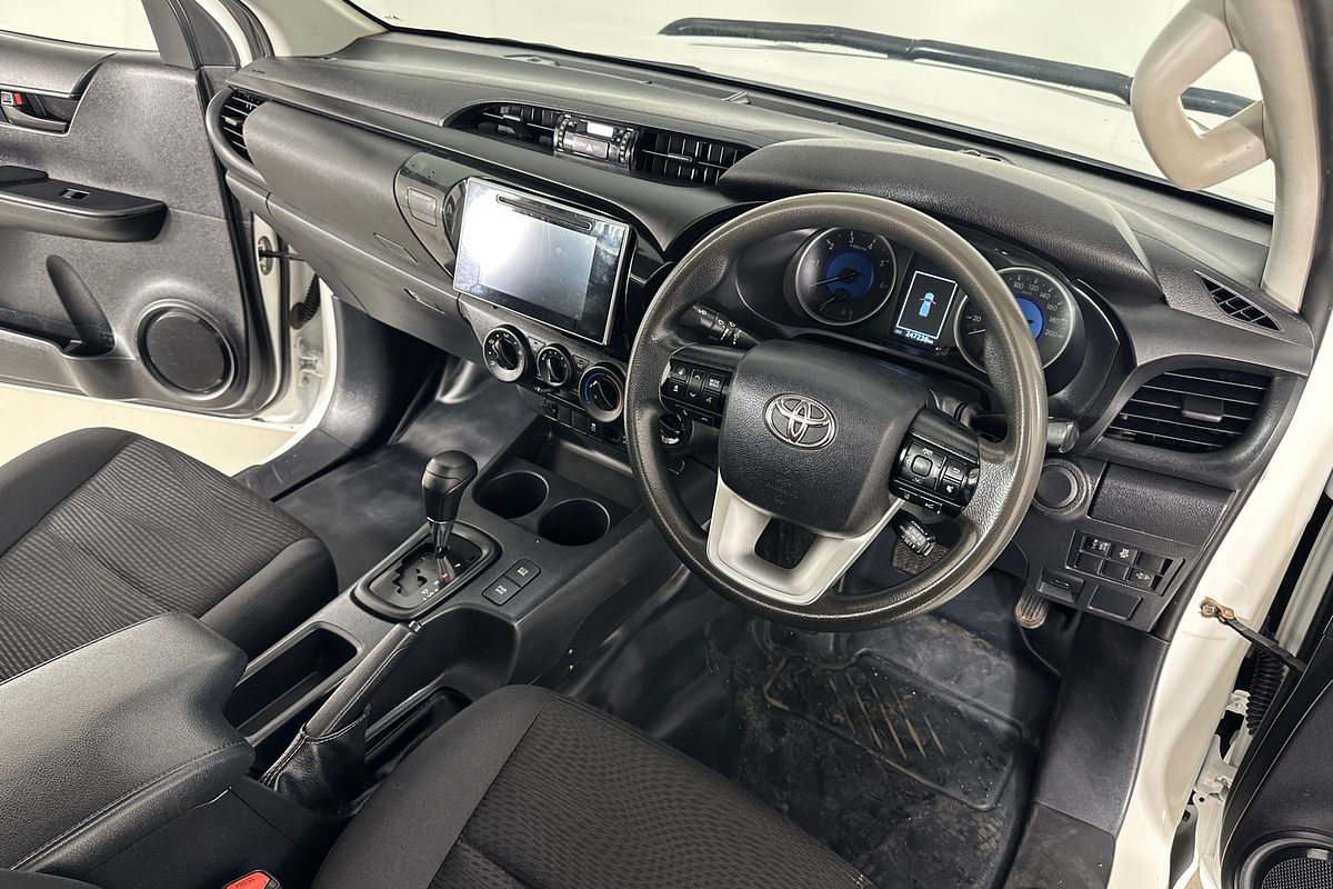 2019 Toyota HILUX SR (4x4) GUN126R MY19 4X4