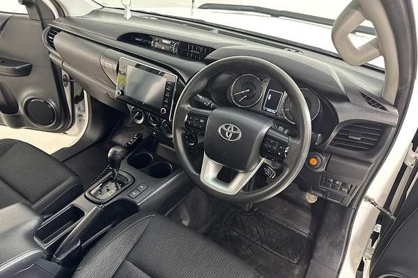 2022 Toyota HILUX SR (4x4) GUN126R 4X4