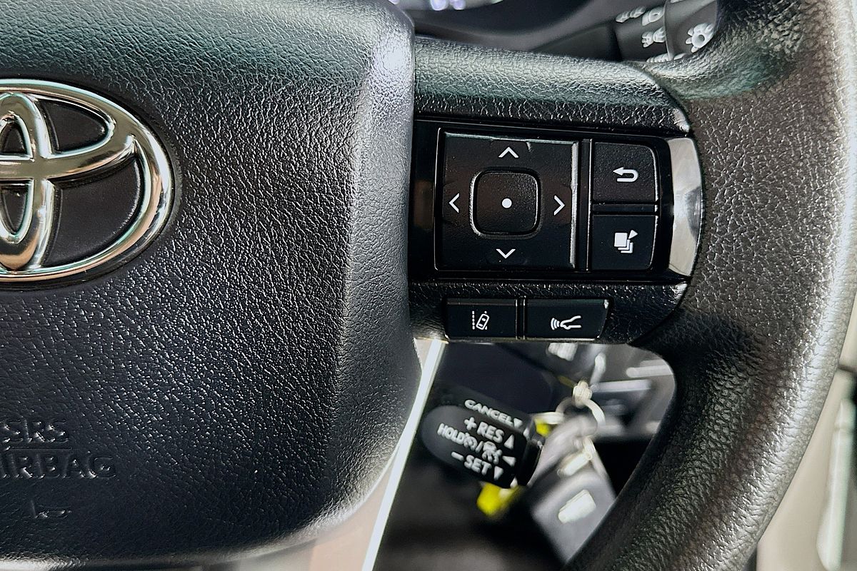 2021 Toyota HILUX SR (4x4) GUN126R 4X4