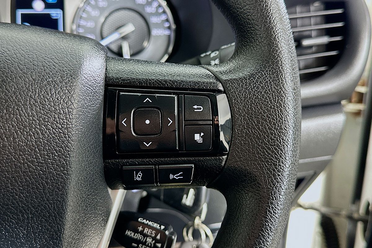 2021 Toyota HILUX SR (4x4) GUN126R 4X4