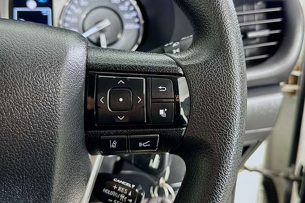 2021 Toyota HILUX SR (4x4) GUN126R 4X4