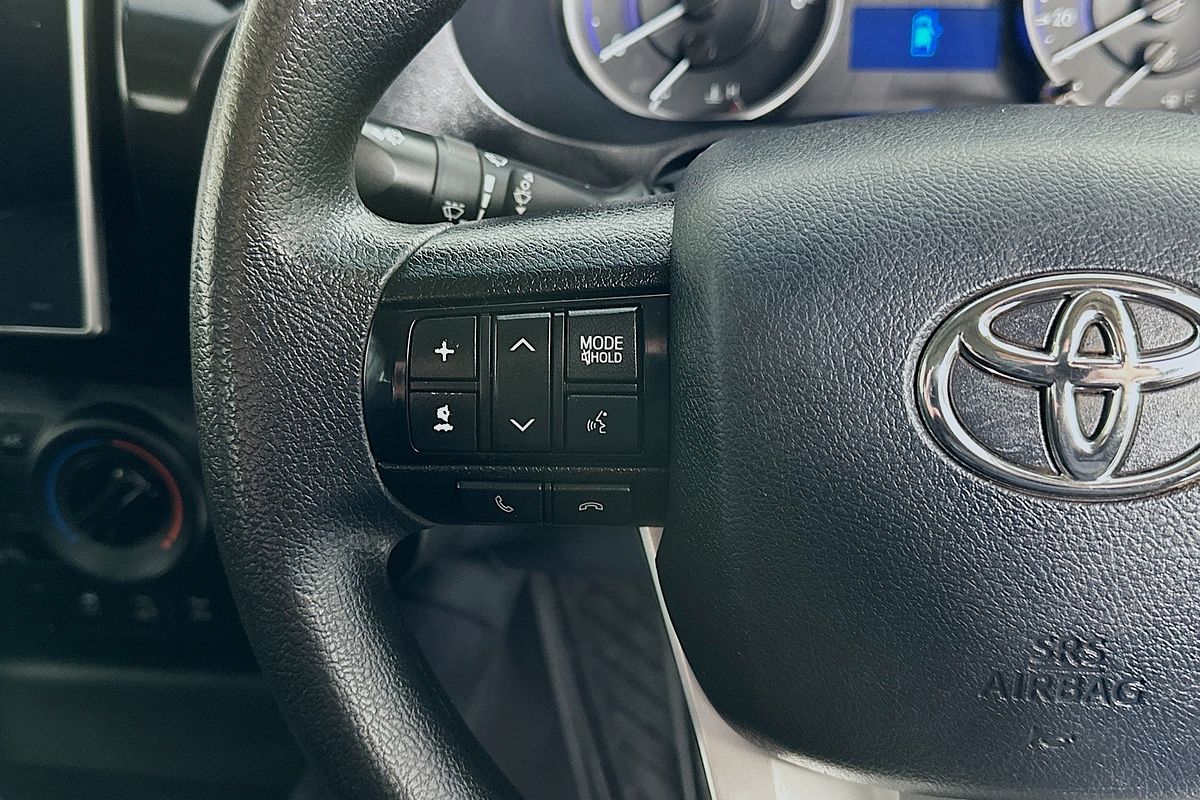 2019 Toyota HILUX SR (4x4) GUN126R MY19 4X4