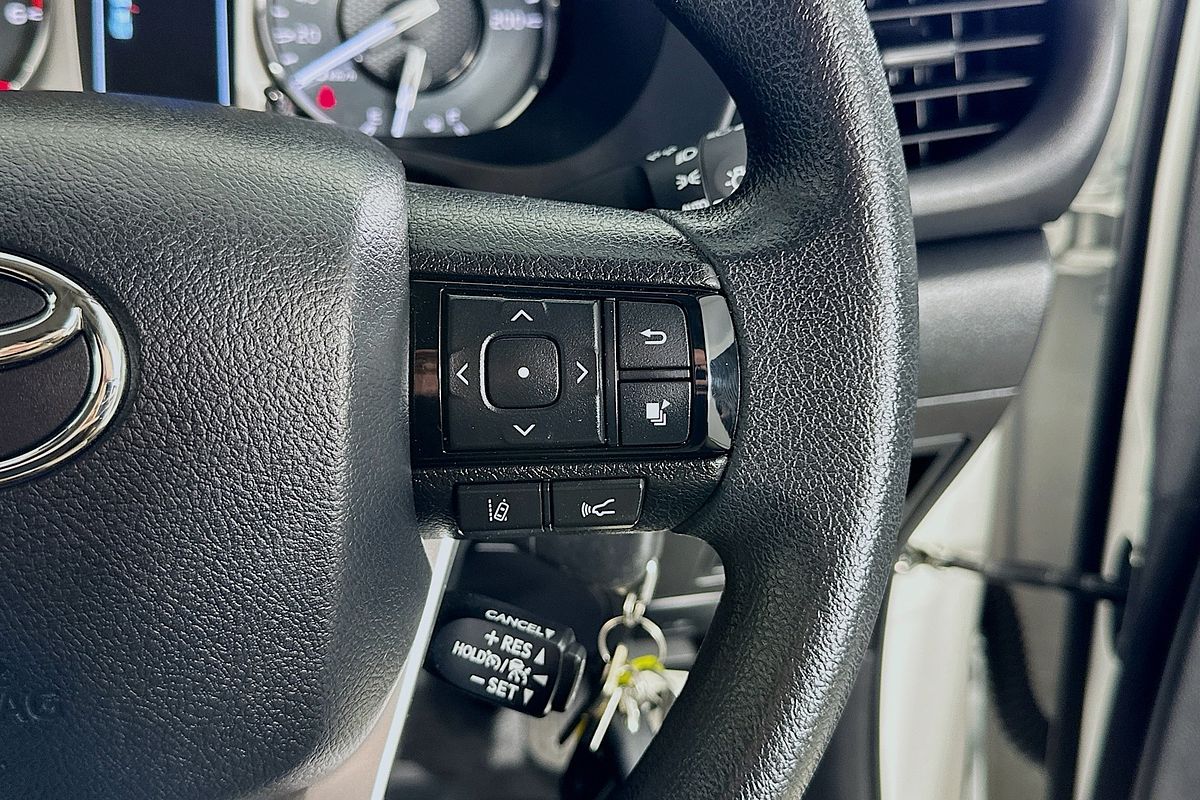 2023 Toyota HILUX SR (4x4) GUN126R 4X4