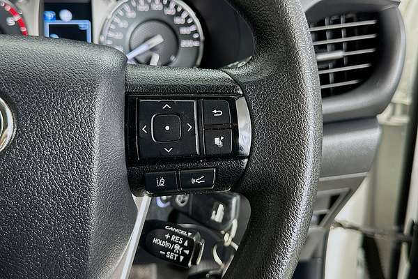2021 Toyota HILUX SR (4x4) GUN126R FACELIFT 4X4