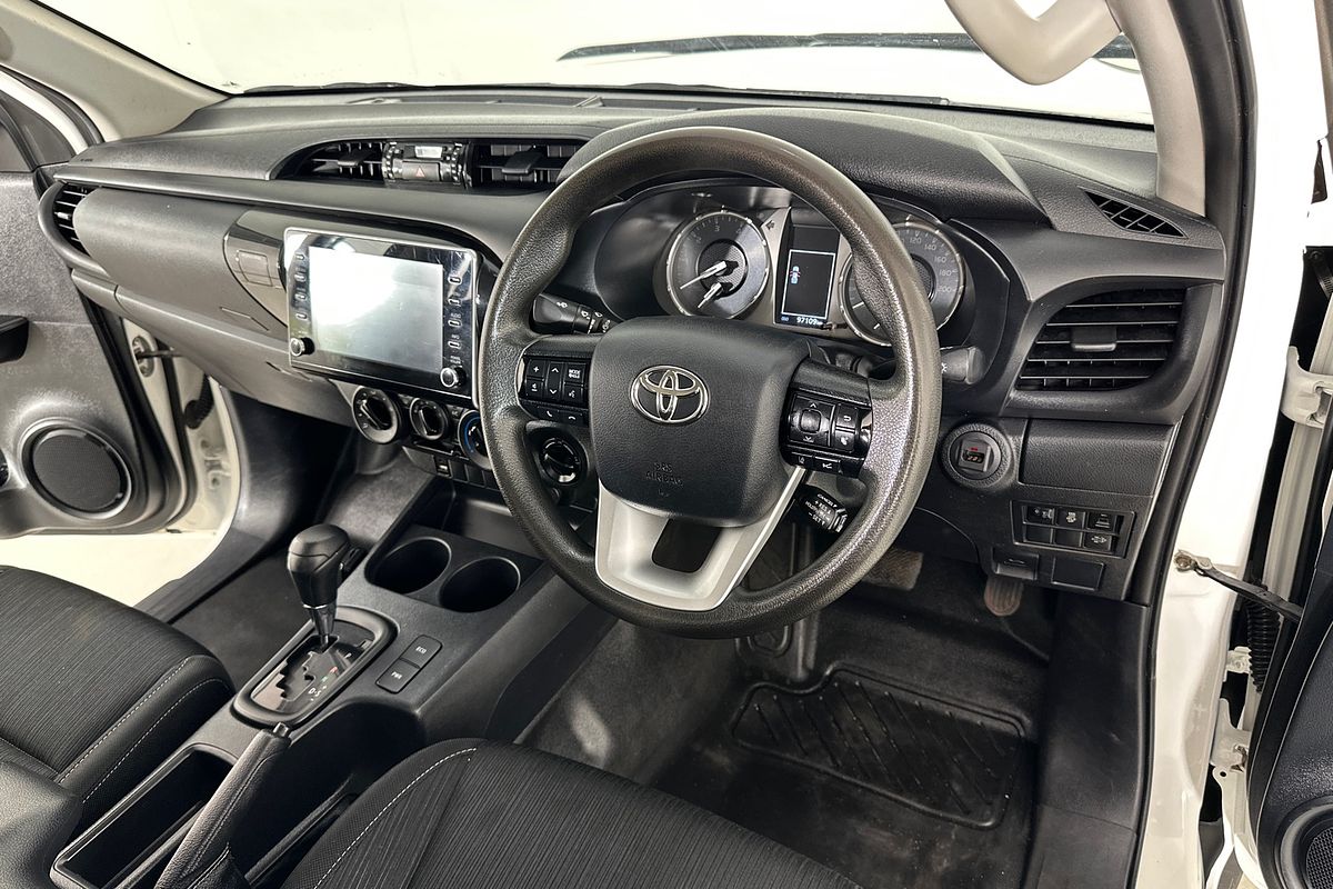 2022 Toyota HILUX SR (4x4) GUN126R 4X4