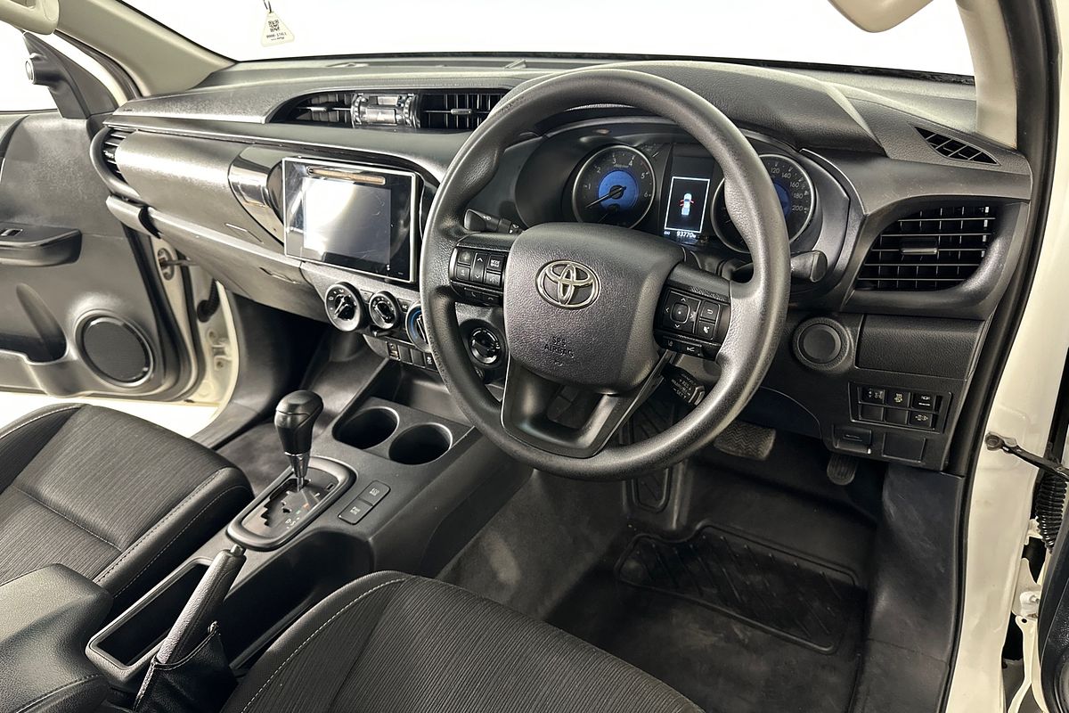 2020 Toyota HILUX SR (4x4) GUN126R MY19 UPGRADE 4X4
