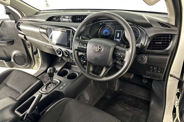 2020 Toyota HILUX SR (4x4) GUN126R MY19 UPGRADE 4X4