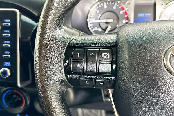 2022 Toyota HILUX SR (4x4) GUN126R 4X4