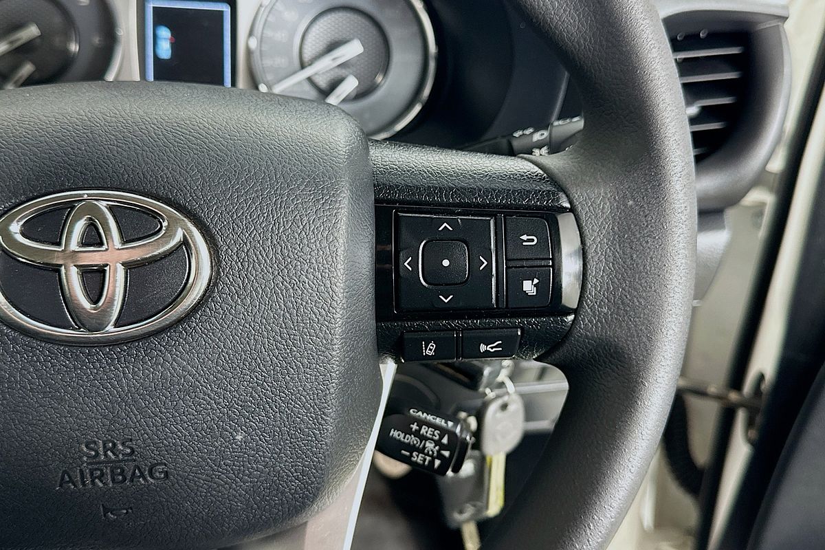 2021 Toyota HILUX SR (4x4) GUN126R 4X4