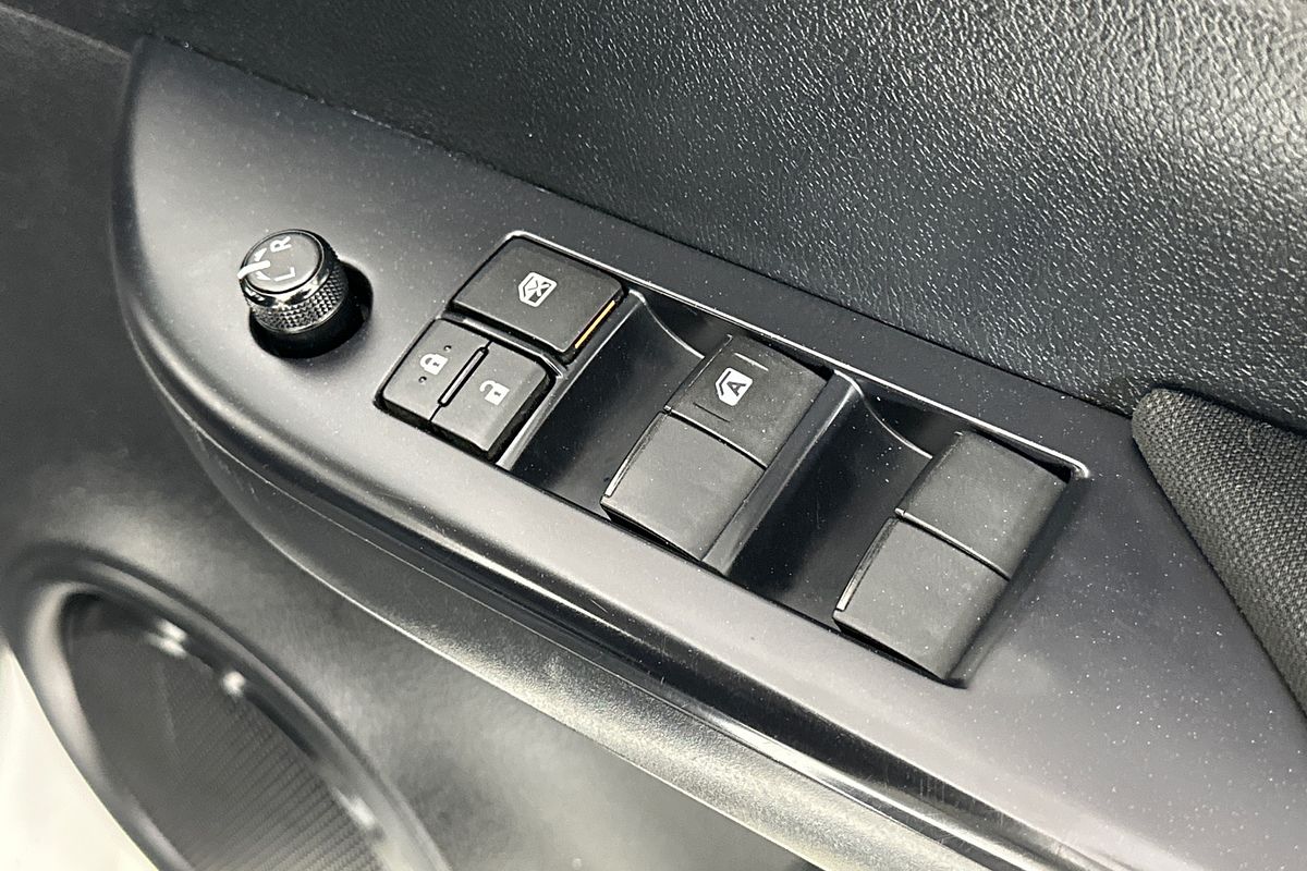 2022 Toyota HILUX SR (4x4) GUN126R 4X4