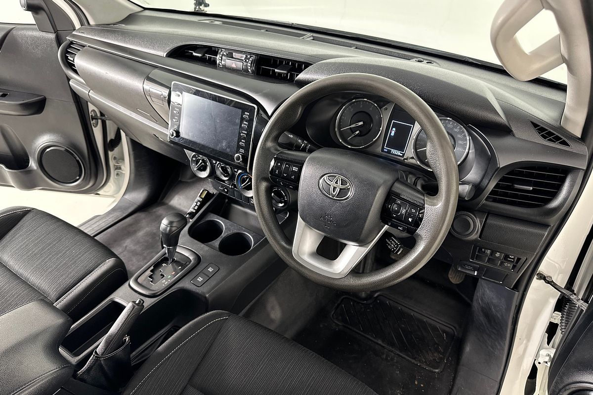 2021 Toyota HILUX SR (4x4) GUN126R 4X4