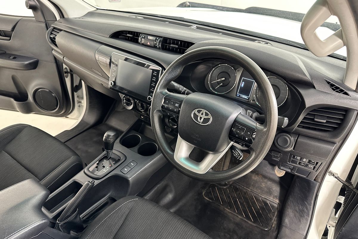 2022 Toyota HILUX SR (4x4) GUN126R 4X4