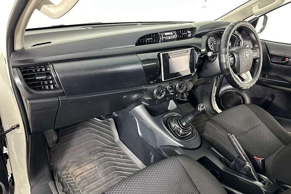2016 Toyota Hilux WORKMATE GUN122R REAR WHEEL DRIVE