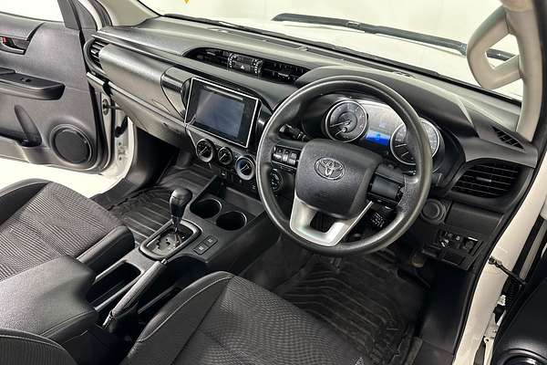2018 Toyota Hilux SR (4x4) GUN126R MY19 4X4