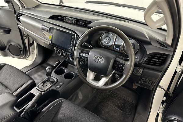 2021 Toyota HILUX SR (4x4) GUN126R 4X4